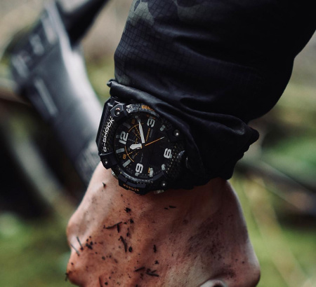 Часы наручные Casio GG-B100Y-1AER