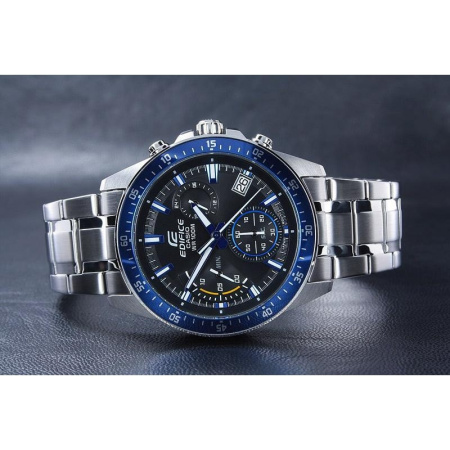 Часы наручные Casio EFV-540D-1A2VUEF