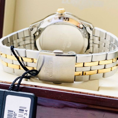 Часы наручные Orient RA-AB0011B19B