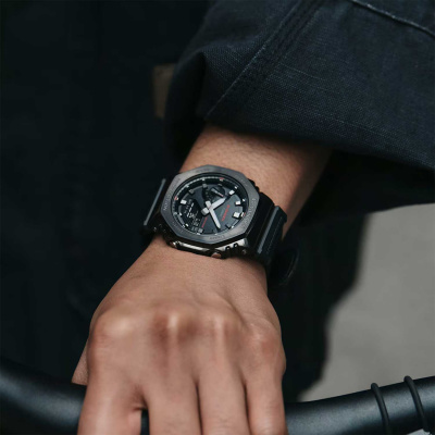 Часы наручные Casio GM-2100CB-1AER