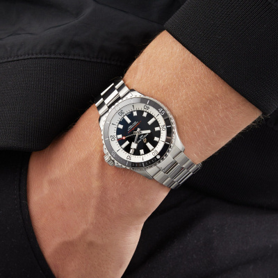 Часы наручные Breitling A17375211B1A1