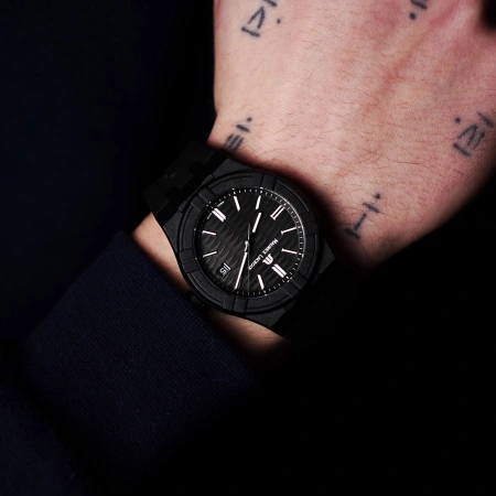 Часы наручные Maurice Lacroix AI2008-00000-300-0