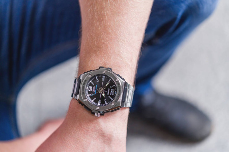 Часы наручные Casio MWA-100HD-1AVEF