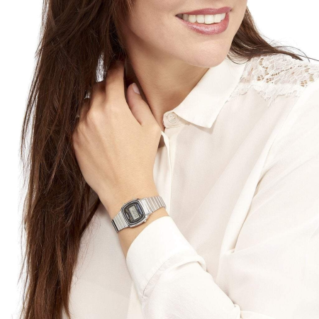 Часы наручные Casio LA670WEA-1EF Часы наручные Casio LA670WEA-1EF
