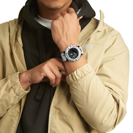 Часы наручные Casio GA-2200GC-7AER