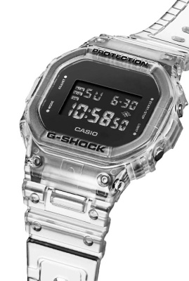 Часы наручные Casio DW-5600SKE-7ER