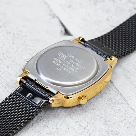 Часы наручные Casio LA670WEMB-1EF Часы наручные Casio LA670WEMB-1EF