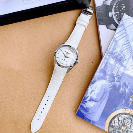 Часы наручные Tissot T035.207.16.031.00