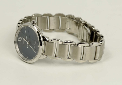 Часы наручные Citizen EM0920-86L