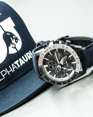 Часы наручные Casio EQB-1000AT-1AER