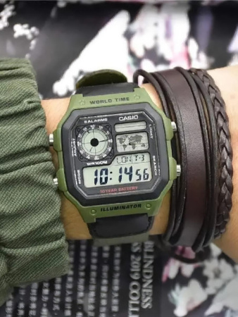 Часы наручные Casio AE-1200WHB-3BVDF