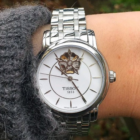 Часы наручные Tissot T050.207.11.011.04