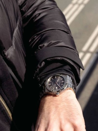 Часы наручные Maurice Lacroix AI6008-SS002-331-2