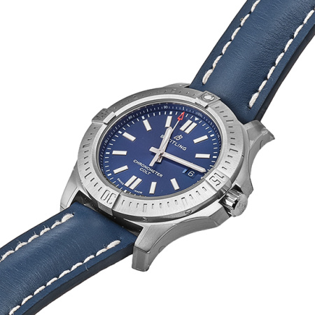 Часы наручные Breitling A17388101C1X1