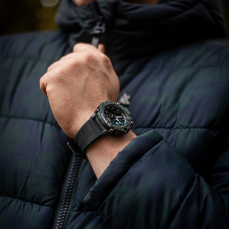 Часы наручные Casio GA-2200MFR-3AER