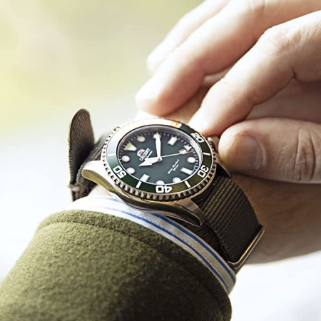 Часы наручные Orient RA-AC0K04E10B