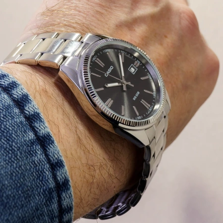 Часы наручные Casio MTP-1302D-1A1VDF
