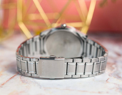 Часы наручные Casio MTP-E180D-3AVEF