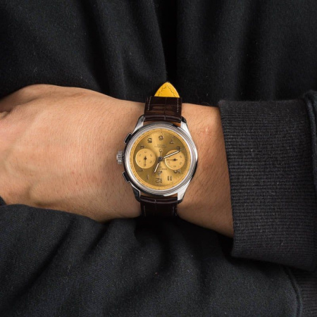 Часы наручные Breitling AB0930F51H1P1