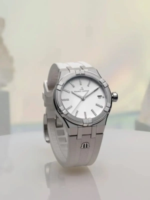 Часы наручные Maurice Lacroix AI1106-SS000-150-7					