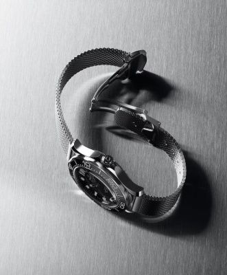 Часы наручные Omega 21030422001010 