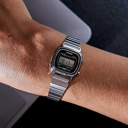 Часы наручные Casio LA670WEA-1EF Часы наручные Casio LA670WEA-1EF