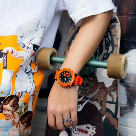 Часы наручные Casio GA-2200M-4AER