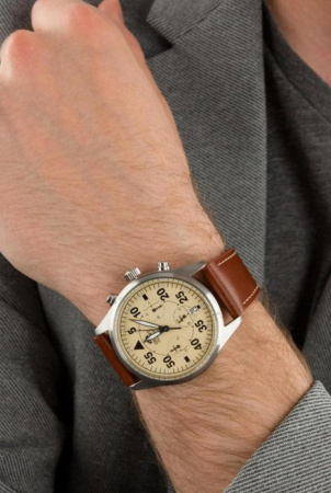 Часы наручные Orient RA-KV0503Y10B