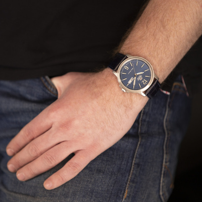 Часы наручные Orient RA-AA0C05L19B