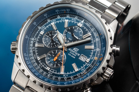 Часы наручные Casio EF-527D-2AVUEF