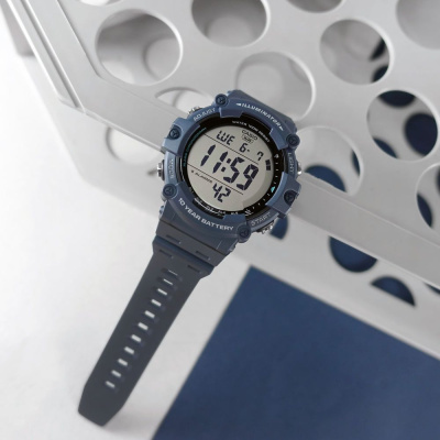 Часы наручные Casio AE-1500WH-2AVDF