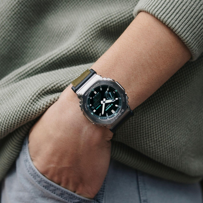 Часы наручные Casio GM-2100CB-3AER