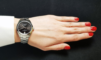 Часы наручные Tissot T101.207.11.051.00