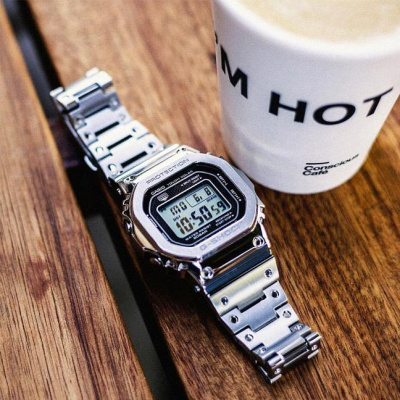 Часы наручные Casio GMW-B5000D-1ER