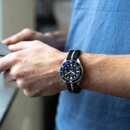 Часы наручные Casio MDV-10C-1A2VDF