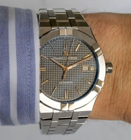 Часы наручные Maurice Lacroix AI6008-SS002-331-2	