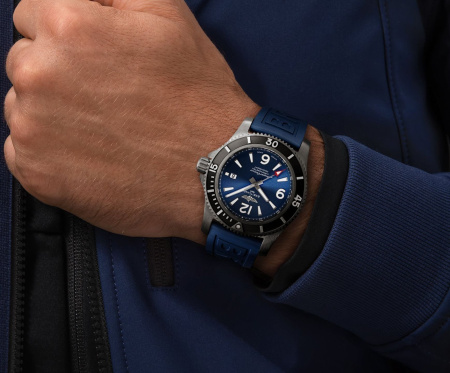 Часы наручные Breitling M17368D71C1S1