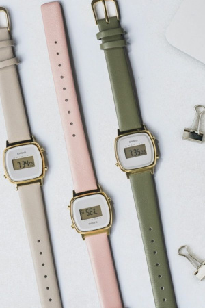 Часы наручные Casio LA670WEFL-3EF Часы наручные Casio LA670WEFL-3EF