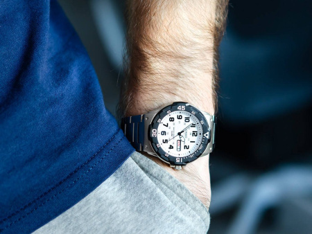 Часы наручные Casio MRW-200HD-7BVEF