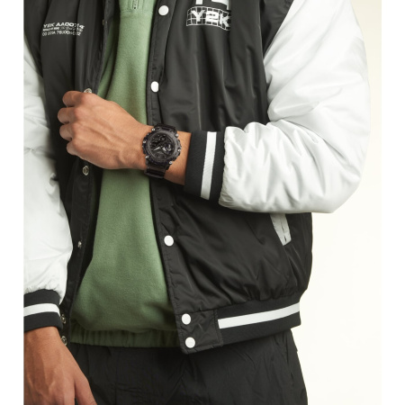 Часы наручные Casio GA-2200SKL-8AER