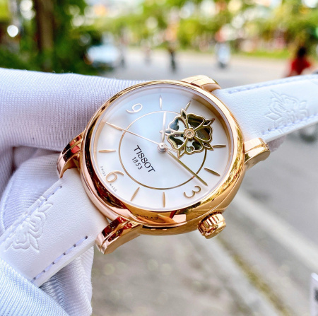 Часы наручные Tissot T050.207.37.017.04