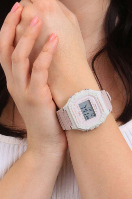 Часы наручные Casio W-218HC-4A2VEF