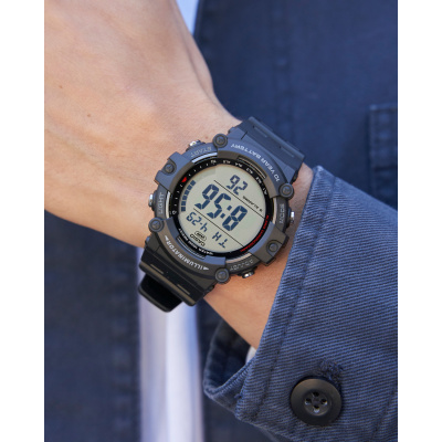 Часы наручные Casio AE-1500WH-1AVEF