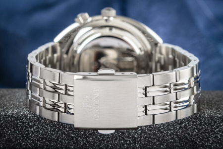 Часы наручные Orient RA-AA0E03L19B