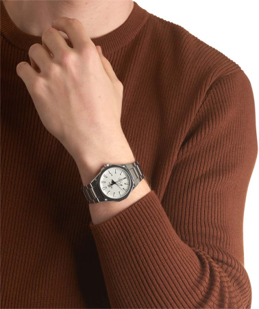 Часы наручные Casio EFR-S108D-7AVUEF