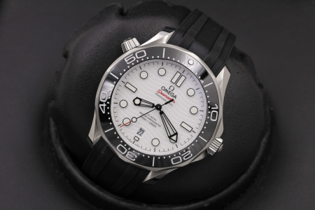 Часы наручные Omega 21032422004001