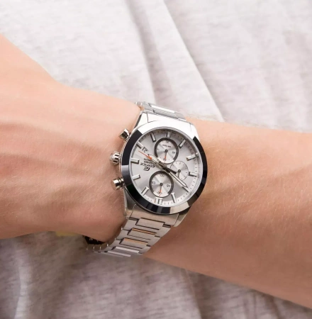 Часы наручные Casio EFB-710D-7AVUEF Часы наручные Casio EFB-710D-7AVUEF