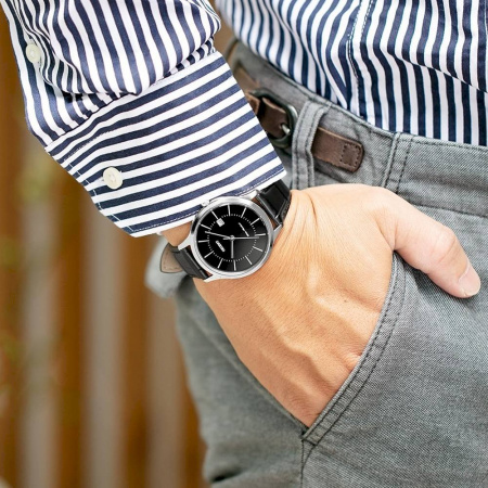 Часы наручные Orient RF-QD0004B10B