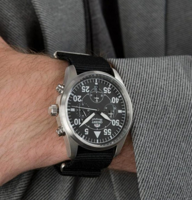 Часы наручные Orient RA-KV0502B10B