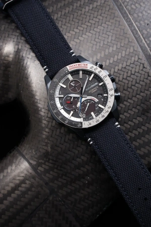 Часы наручные Casio EQB-1000AT-1AER